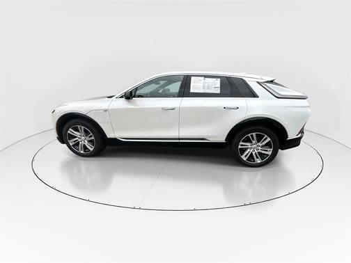 2024 Cadillac LYRIQ Tech