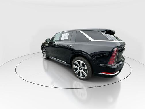 2025 Cadillac Escalade IQ Luxury 2