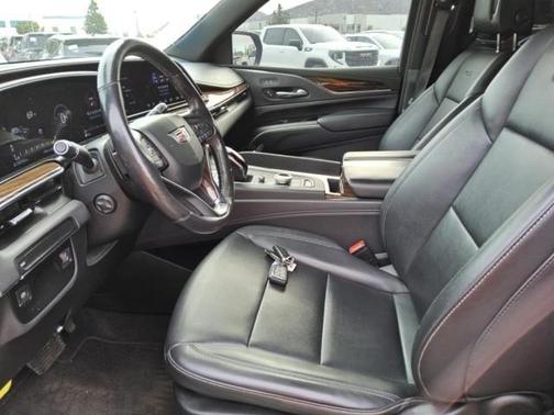 2022 Cadillac Escalade ESV Luxury