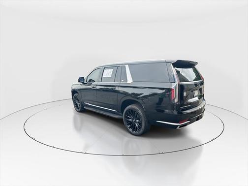 2022 Cadillac Escalade ESV Luxury