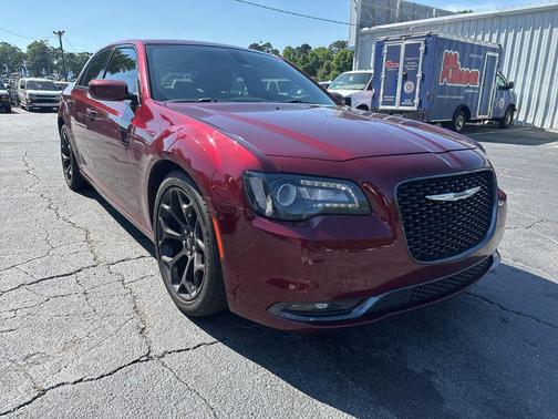 Velvet Red Pearlcoat 2019 Chrysler 300 S