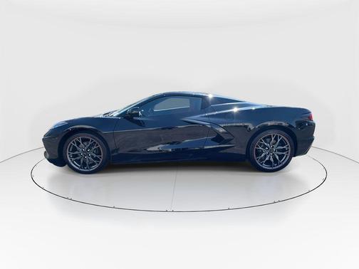 2026 Chevrolet Corvette Stingray w/1LT