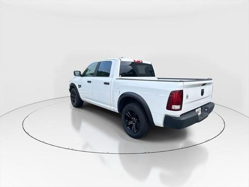 2024 RAM 1500 Classic Warlock Crew Cab 4x2 5'7' Box