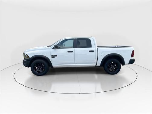 2024 RAM 1500 Classic Warlock Crew Cab 4x2 5'7' Box