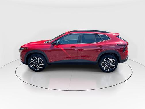 Apex Red 2026 Chevrolet Trax FWD 2RS