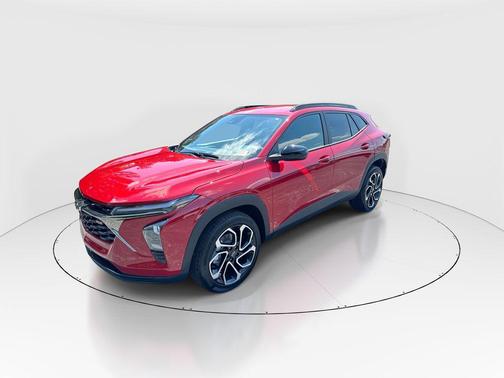 Apex Red 2026 Chevrolet Trax FWD 2RS