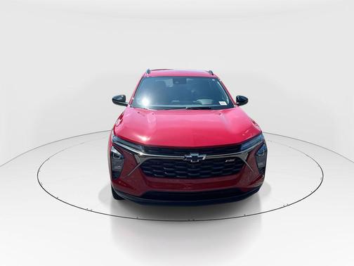 Apex Red 2026 Chevrolet Trax FWD 2RS