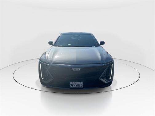 2024 Cadillac LYRIQ Sport