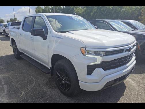 Summit White 2025 Chevrolet Silverado 1500 RST