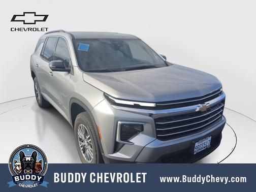Sterling Gray Metallic 2025 Chevrolet Traverse LT