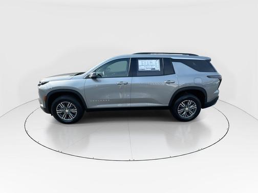 Sterling Gray Metallic 2026 Chevrolet Traverse LT