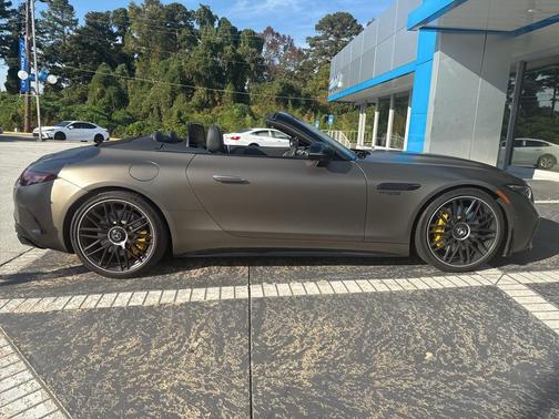 2022 Mercedes-Benz AMG SL 63 Base