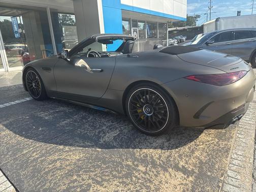 2022 Mercedes-Benz AMG SL 63 Base