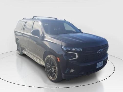 Dark Ash Metallic 2023 Chevrolet Suburban RST