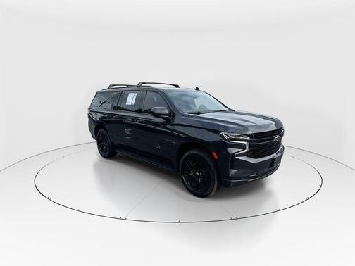 Dark Ash Metallic 2023 Chevrolet Suburban RST