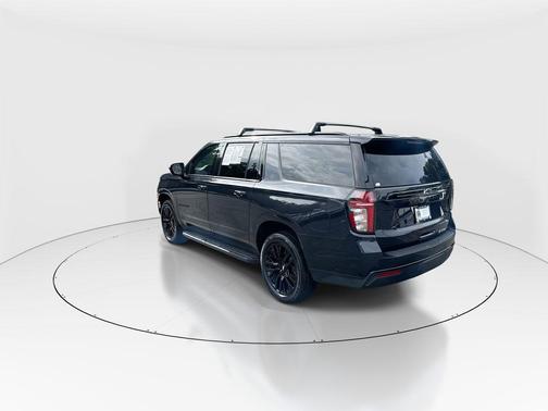 Dark Ash Metallic 2023 Chevrolet Suburban RST