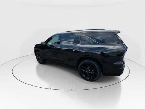 Mosaic Black Metallic 2026 Chevrolet Traverse RS