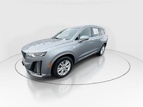 2024 Cadillac XT6 Luxury FWD