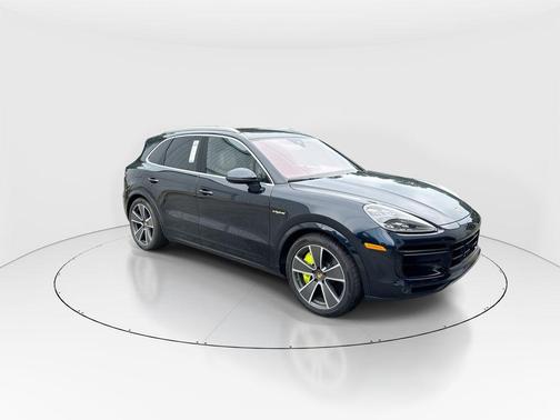 2023 Porsche Cayenne Cayenne Turbo S E-Hybrid
