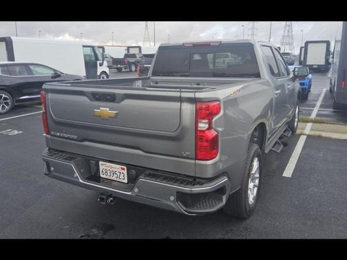 Sterling Gray Metallic 2024 Chevrolet Silverado 1500 LT