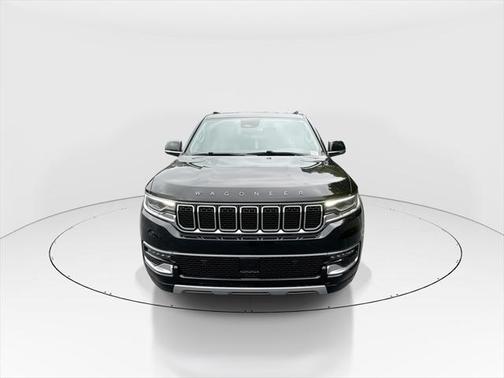 2023 Jeep Wagoneer L Series II 4x2