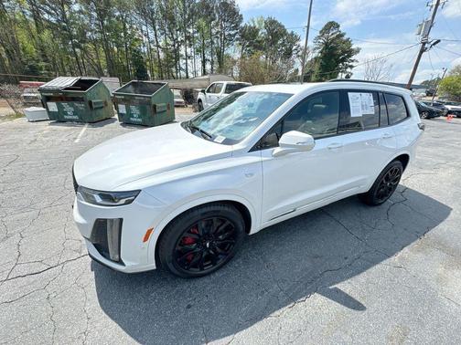 Crystal White Tricoat 2023 Cadillac XT6 Sport AWD