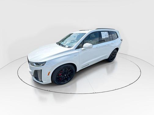 Crystal White Tricoat 2023 Cadillac XT6 Sport AWD