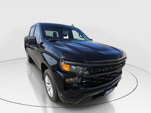 Black 2022 Chevrolet Silverado 1500 Custom