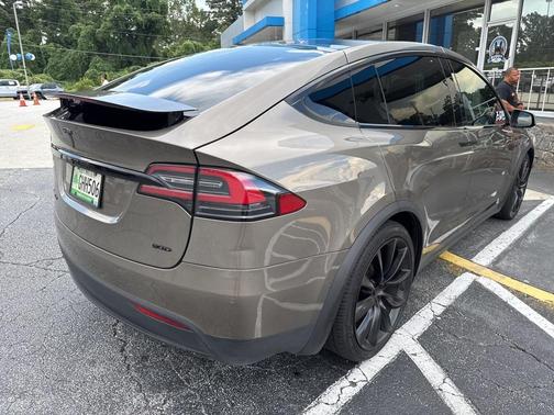 2016 Tesla Model X 90D
