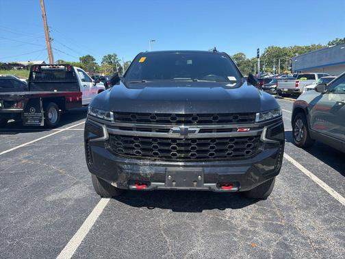 Black 2022 Chevrolet Suburban 4WD Z71