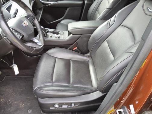 Autumn Metallic 2019 Cadillac XT4 Sport