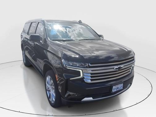 Black 2024 Chevrolet Suburban 4WD High Country