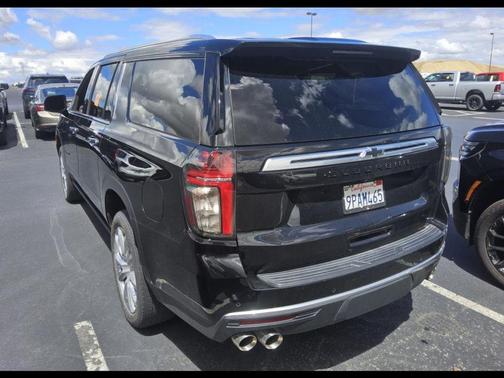 Black 2024 Chevrolet Suburban 4WD High Country