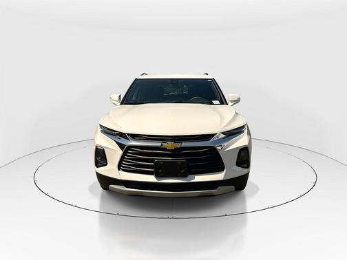 Summit White 2022 Chevrolet Blazer 2LT