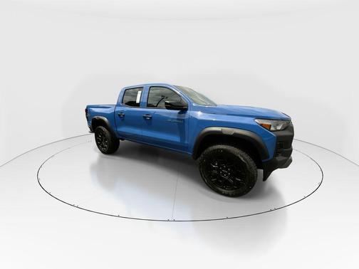 Reef Blue Metallic 2026 Chevrolet Colorado Trail Boss