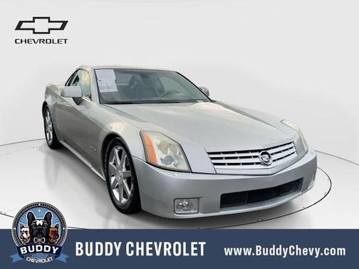 Light Platinum 2004 Cadillac XLR Base