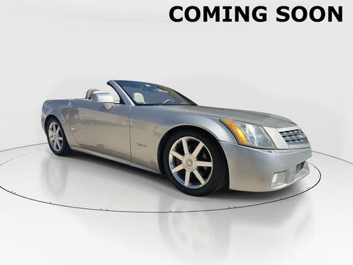 2004 Cadillac XLR Base
