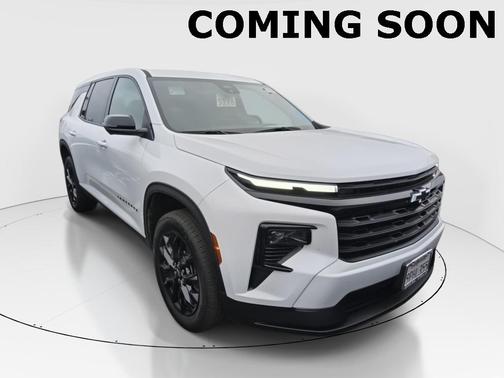 2024 Chevrolet Traverse LS