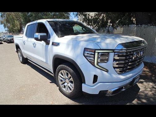 Summit White 2022 GMC Sierra 1500 Denali