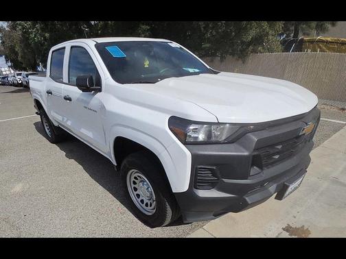 Summit White 2025 Chevrolet Colorado WT