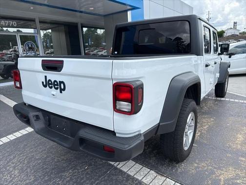 2023 Jeep Gladiator Sport S