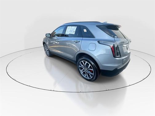 2025 Cadillac XT5 Sport