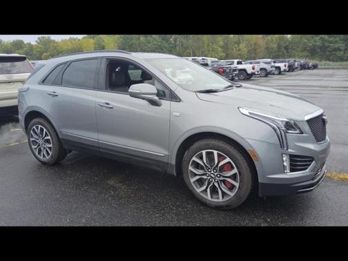 2025 Cadillac XT5 Sport