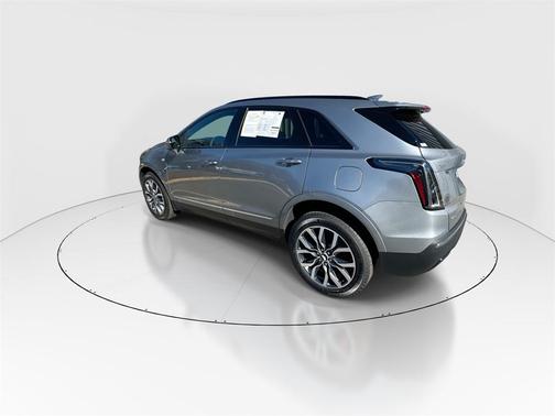 2025 Cadillac XT5 Sport