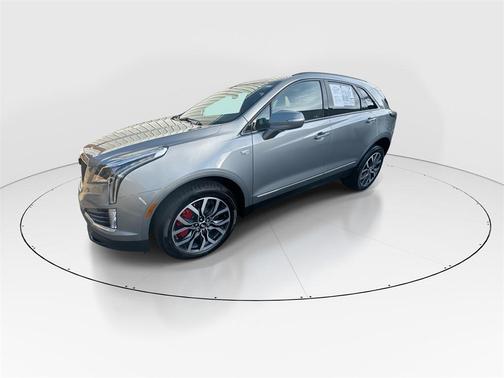 2025 Cadillac XT5 Sport