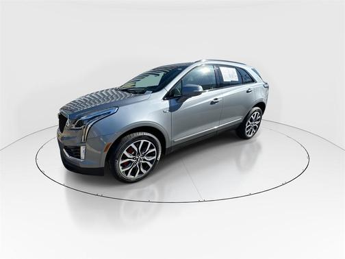 2025 Cadillac XT5 Sport