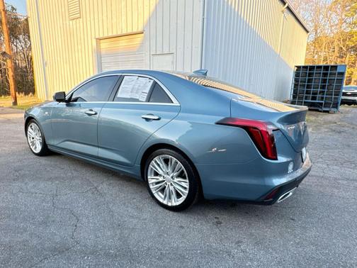 2023 Cadillac CT4 Premium Luxury