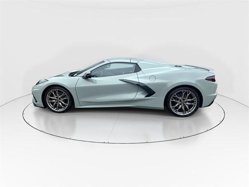 2024 Chevrolet Corvette Stingray w/2LT