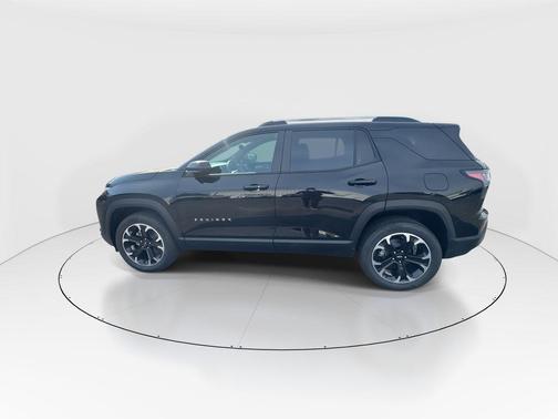 Mosaic Black Metallic 2026 Chevrolet Equinox 1LT