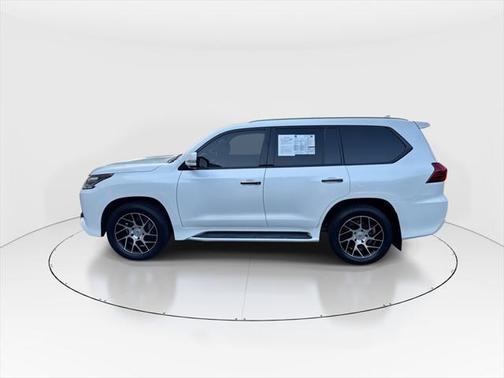 2017 Lexus LX 570 Base